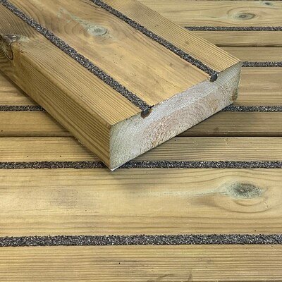 Softwood Decking - Image 2