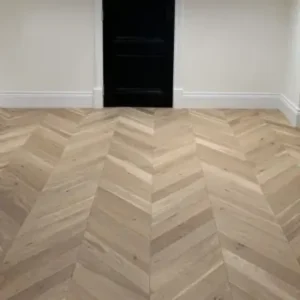 Oak Matt Lacquered chevron Flooring