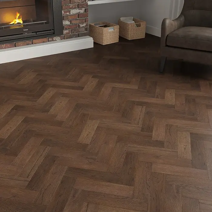 Carra Luxe Antique Engineeerd Oak