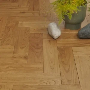 Carrara Luxe Natural Lacquered Oak HerringboneCarrara Luxe Natural Lacquered Oak Herringbone
